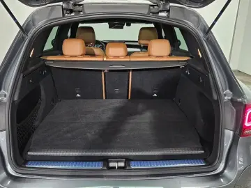 2022 Mercedes-Benz GLC с пробегом 73 147 км