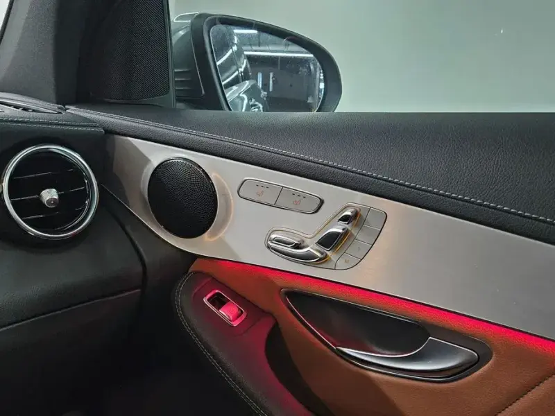 2022 Mercedes-Benz GLC с пробегом 73 147 км