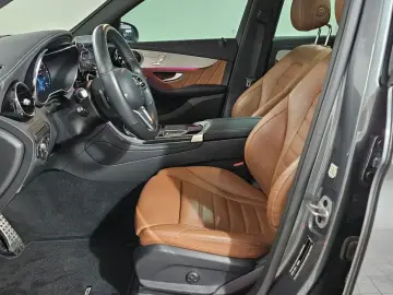 2022 Mercedes-Benz GLC с пробегом 73 147 км