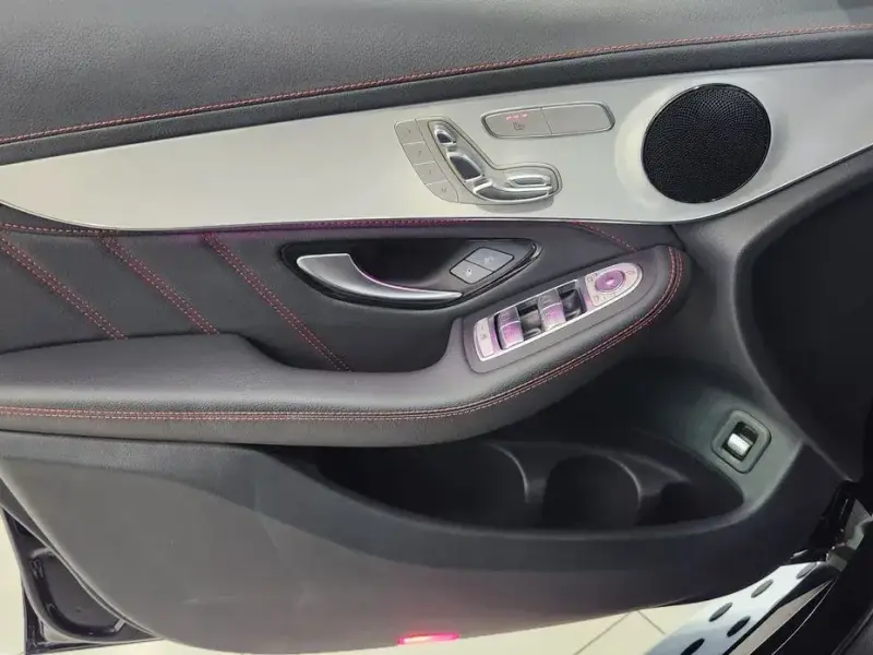 2022 Mercedes-Benz GLC с пробегом 52 700 км