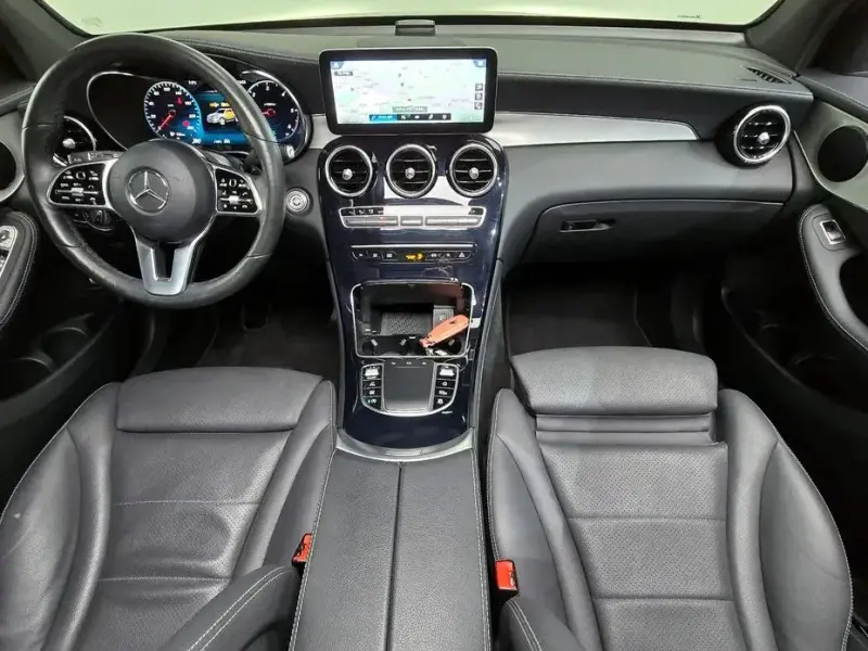 2021 Mercedes-Benz GLC с пробегом 61 670 км