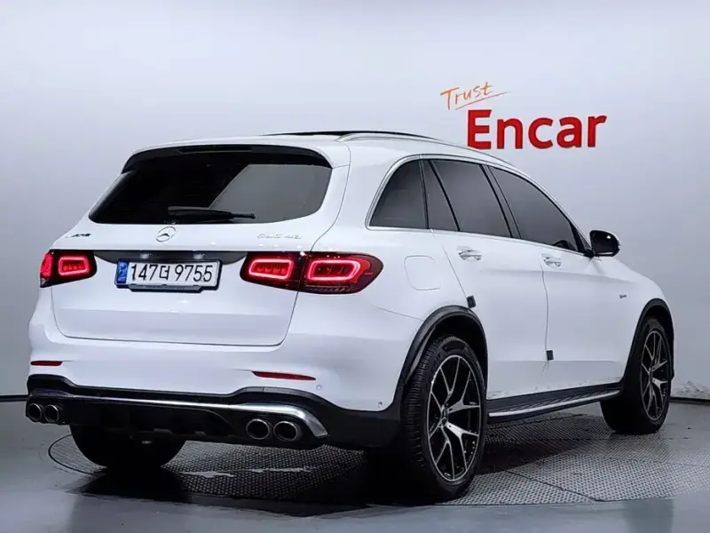 2021 Mercedes-Benz GLC с пробегом 82 821 км