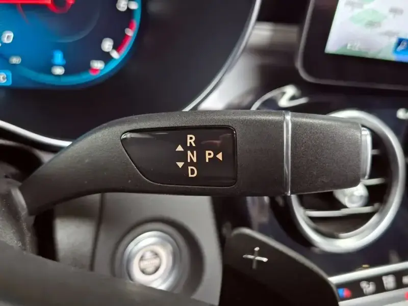 2021 Mercedes-Benz GLC с пробегом 61 670 км