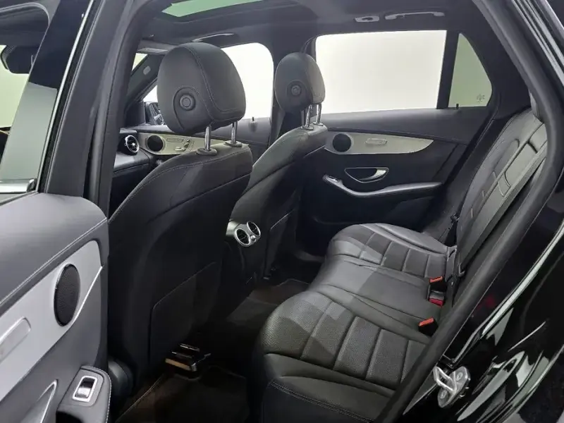 2021 Mercedes-Benz GLC с пробегом 61 670 км