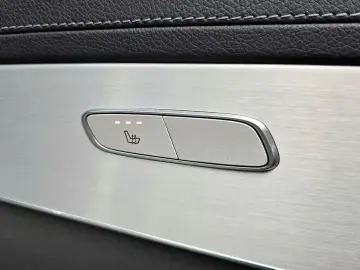 2021 Mercedes-Benz GLC с пробегом 61 670 км