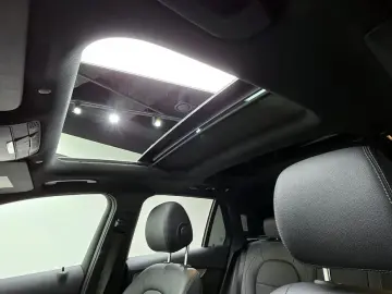 2021 Mercedes-Benz GLC с пробегом 61 670 км