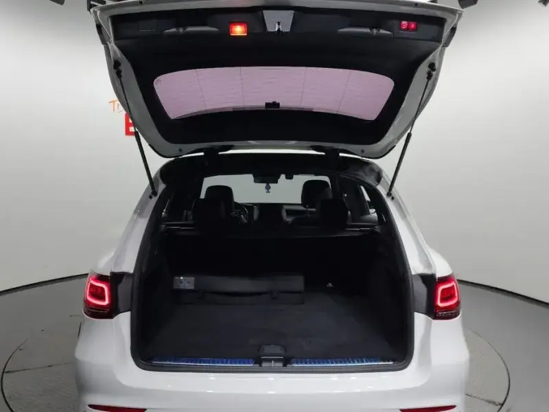 2021 Mercedes-Benz GLC с пробегом 82 821 км