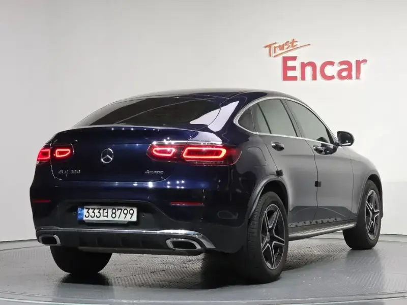 2022 Mercedes-Benz GLC с пробегом 96 982 км