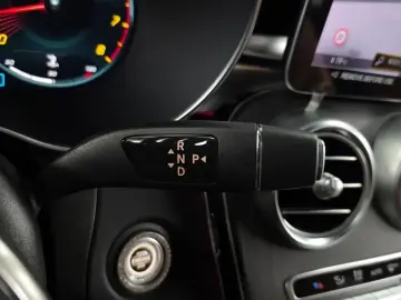 2022 Mercedes-Benz GLC с пробегом 96 982 км