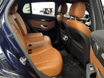 2022 Mercedes-Benz GLC с пробегом 96 982 км