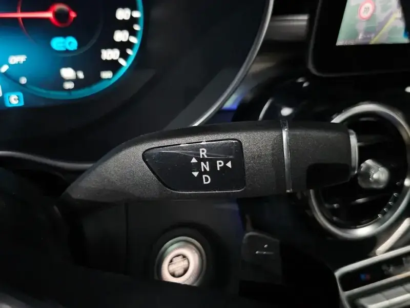 2021 Mercedes-Benz GLC с пробегом 61 873 км
