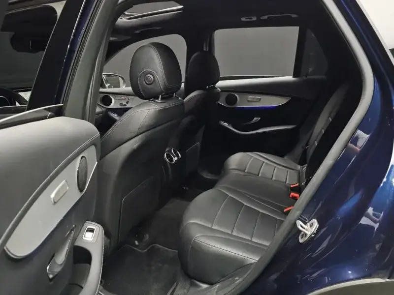 2021 Mercedes-Benz GLC с пробегом 61 873 км