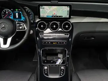 2021 Mercedes-Benz GLC с пробегом 61 873 км