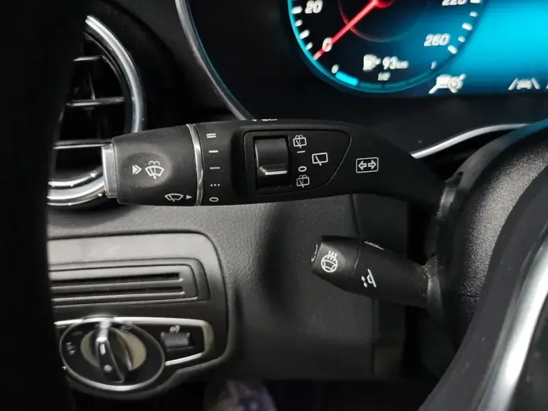 2021 Mercedes-Benz GLC с пробегом 61 873 км