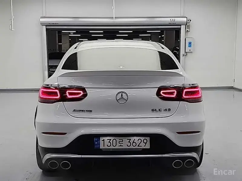 2021 Mercedes-Benz GLC с пробегом 109 990 км