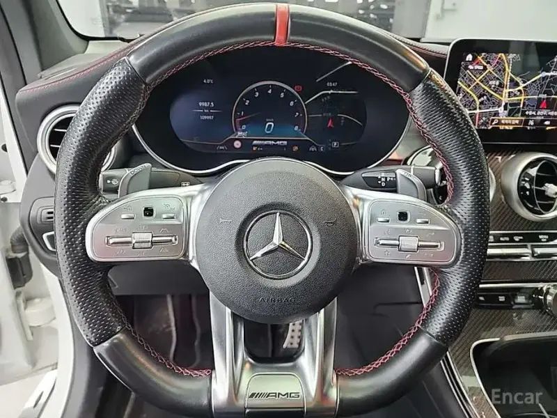 2021 Mercedes-Benz GLC с пробегом 109 990 км