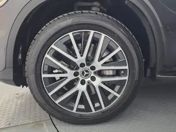 2021 Mercedes-Benz GLC с пробегом 139 353 км