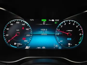 2021 Mercedes-Benz GLC с пробегом 139 353 км