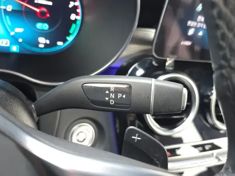 2021 Mercedes-Benz GLC с пробегом 139 353 км