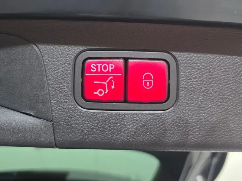 2021 Mercedes-Benz GLC с пробегом 139 353 км