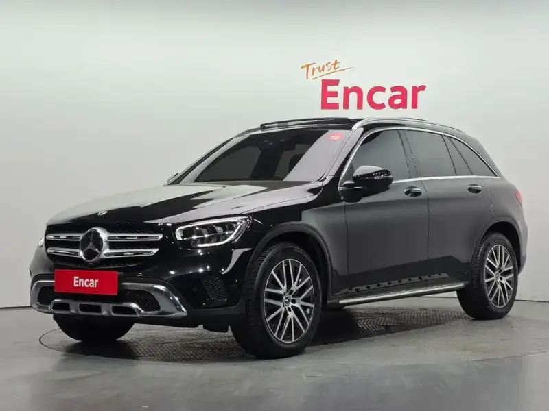 2022 Mercedes-Benz GLC с пробегом 99 005 км