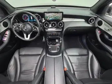 2022 Mercedes-Benz GLC с пробегом 99 005 км