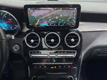 2022 Mercedes-Benz GLC с пробегом 99 005 км