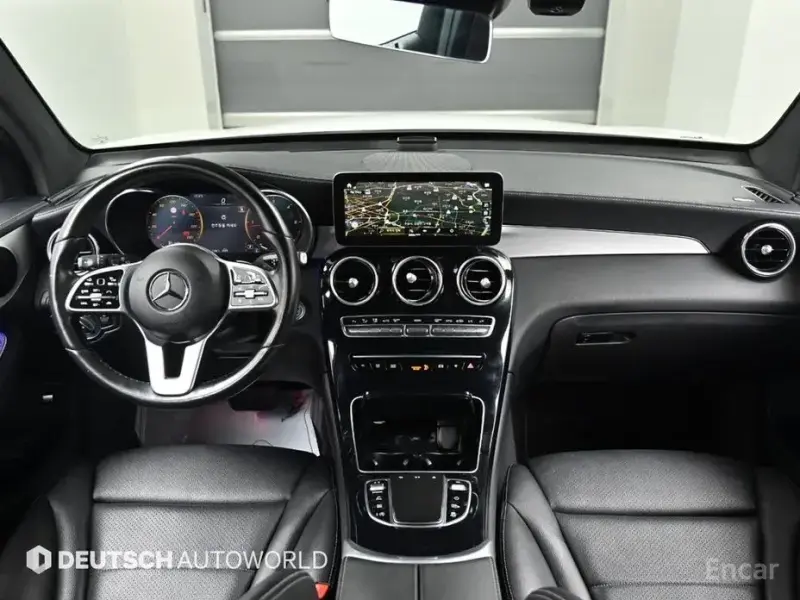 2022 Mercedes-Benz GLC с пробегом 61 462 км