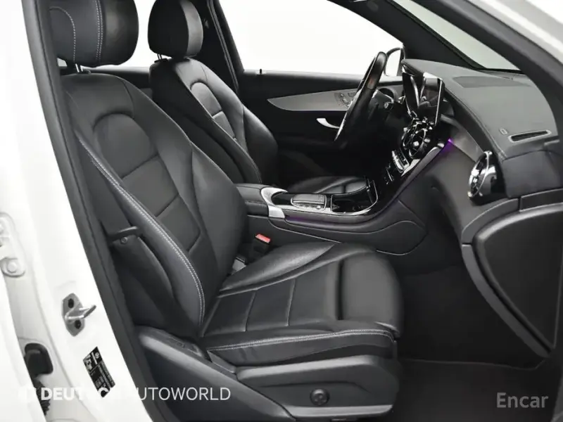 2022 Mercedes-Benz GLC с пробегом 61 462 км
