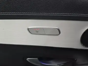 2022 Mercedes-Benz GLC с пробегом 99 005 км