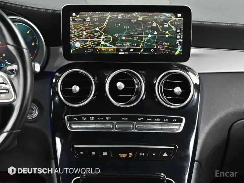 2022 Mercedes-Benz GLC с пробегом 61 462 км