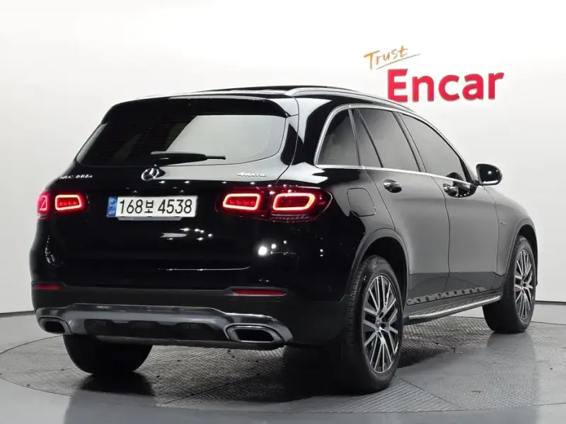2021 Mercedes-Benz GLC с пробегом 51 448 км