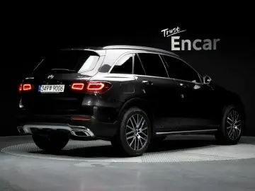 2022 Mercedes-Benz GLC с пробегом 58 929 км