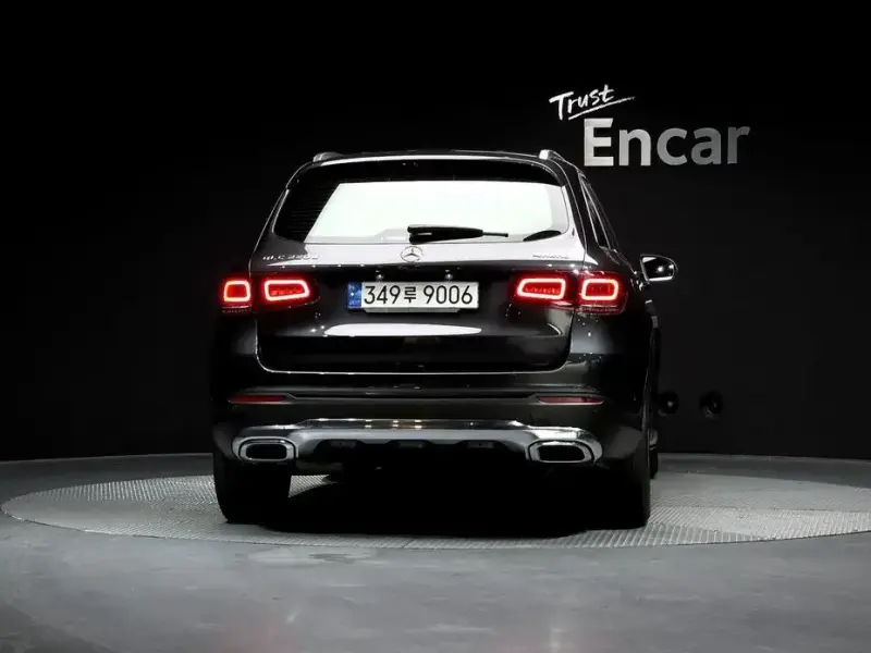 2022 Mercedes-Benz GLC с пробегом 58 929 км