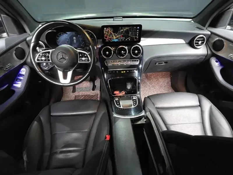 2022 Mercedes-Benz GLC с пробегом 58 929 км