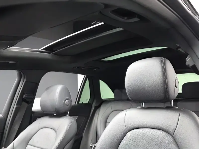 2021 Mercedes-Benz GLC с пробегом 51 448 км