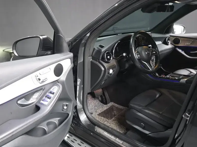2022 Mercedes-Benz GLC с пробегом 58 929 км