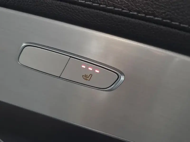 2021 Mercedes-Benz GLC с пробегом 51 448 км