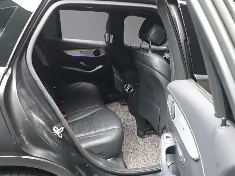2022 Mercedes-Benz GLC с пробегом 58 929 км