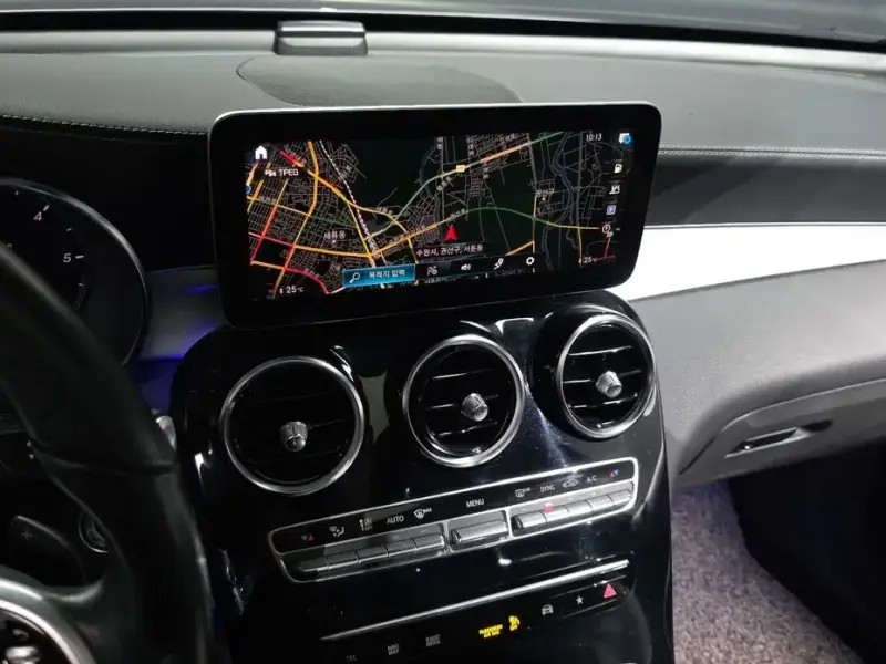 2022 Mercedes-Benz GLC с пробегом 58 929 км