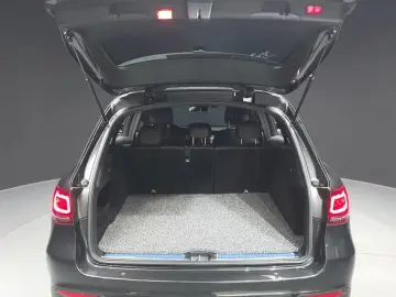 2022 Mercedes-Benz GLC с пробегом 58 929 км