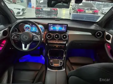 2021 Mercedes-Benz GLC с пробегом 52 993 км