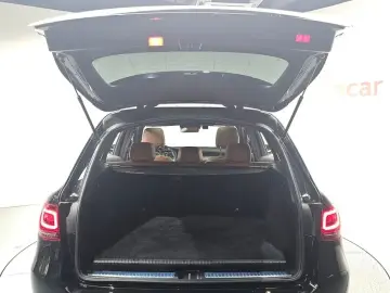 2022 Mercedes-Benz GLC с пробегом 49 520 км
