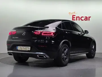 2021 Mercedes-Benz GLC с пробегом 132 273 км