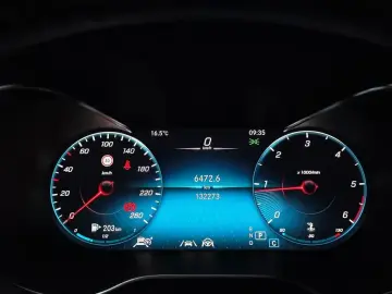 2021 Mercedes-Benz GLC с пробегом 132 273 км