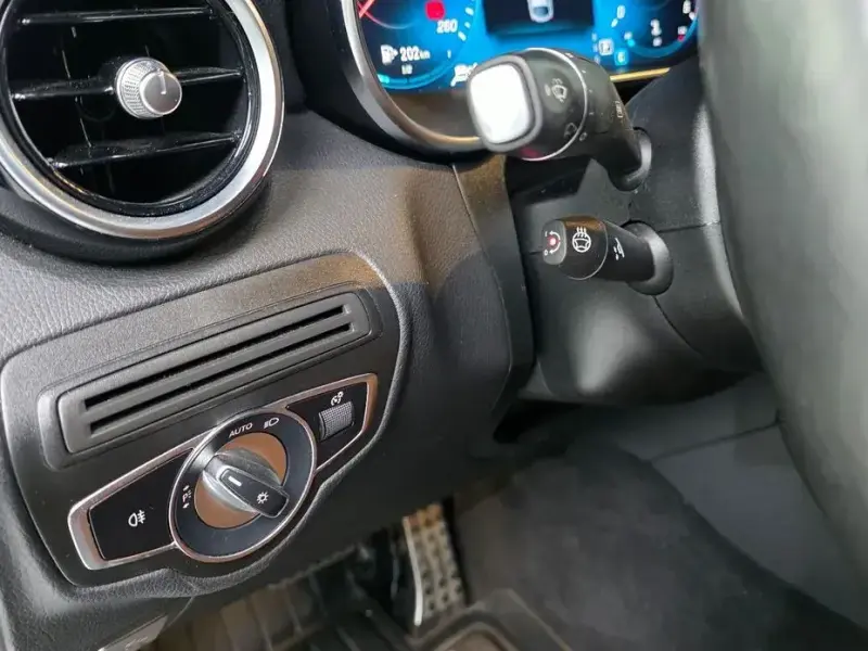 2021 Mercedes-Benz GLC с пробегом 132 273 км