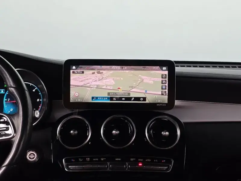 2021 Mercedes-Benz GLC с пробегом 132 273 км