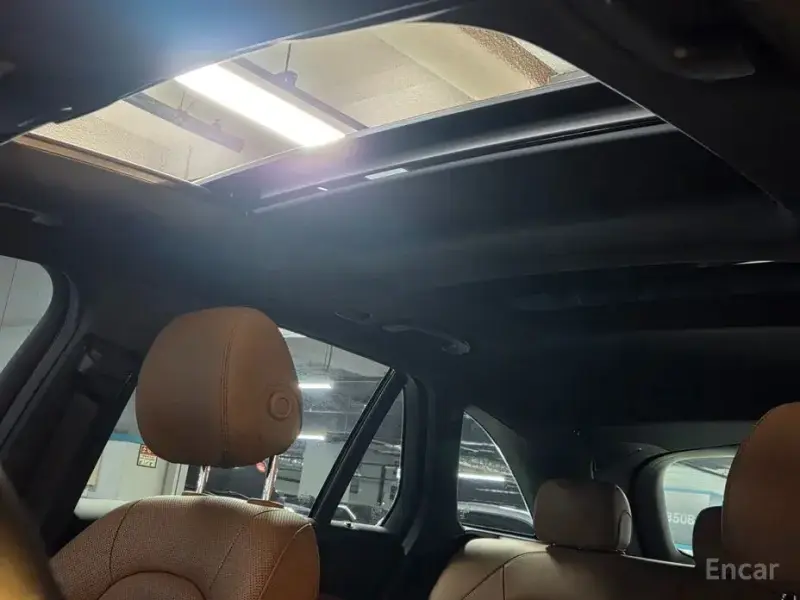 2022 Mercedes-Benz GLC с пробегом 94 000 км