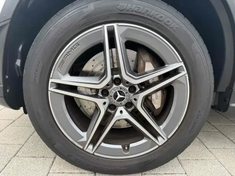 2022 Mercedes-Benz GLC с пробегом 128 000 км