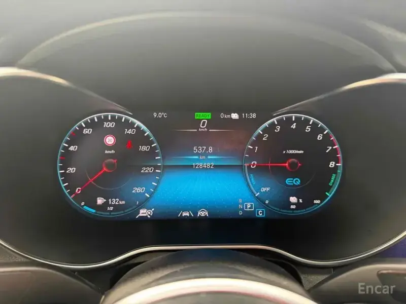 2022 Mercedes-Benz GLC с пробегом 128 000 км